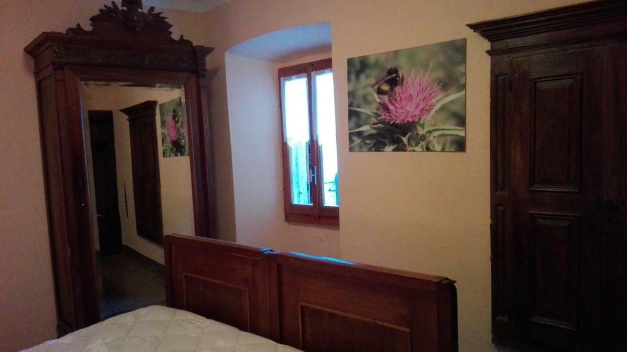 Il Borgo Di Monica Villa Domodossola Eksteriør bilde