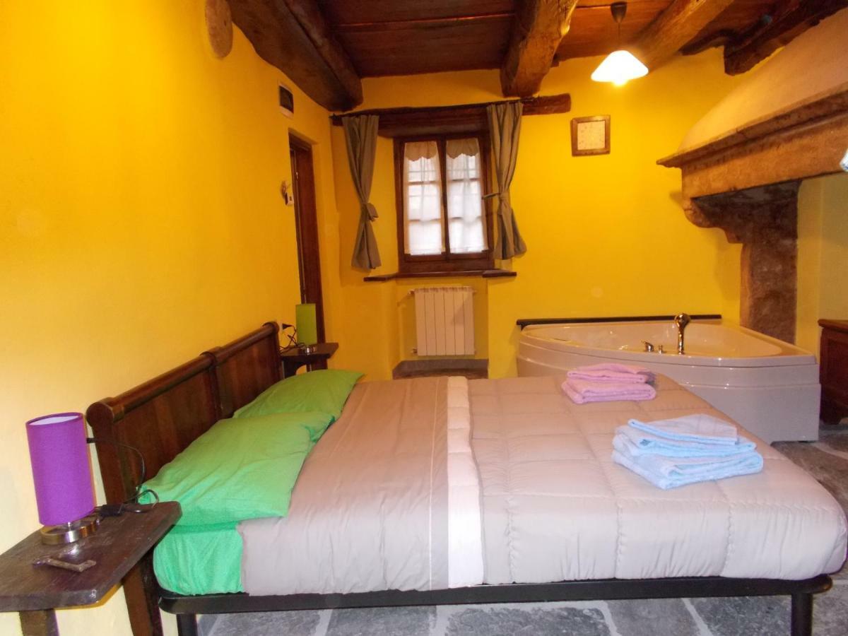 Il Borgo Di Monica Villa Domodossola Eksteriør bilde