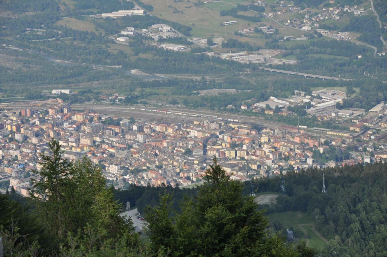 Il Borgo Di Monica Villa Domodossola Eksteriør bilde